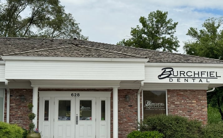 Pictures of Retail, Office property located at 628 N 129th St, Omaha, NE 68154 for lease - image #1