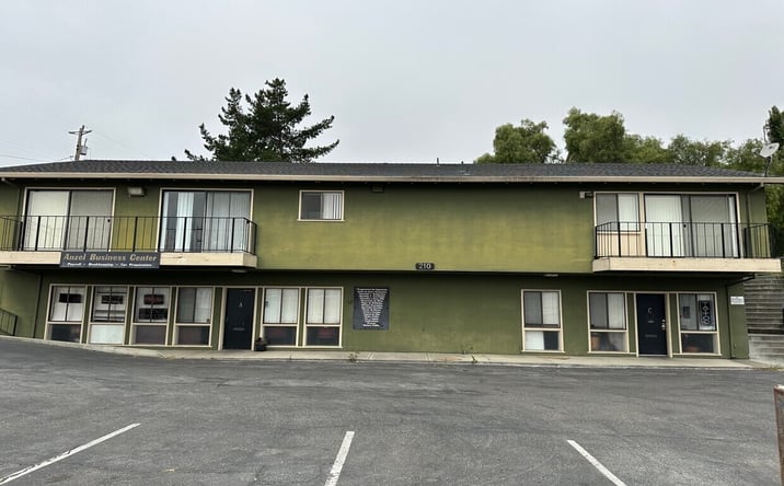 Pictures of Office property located at 210 San Benito St, Hollister, CA 95023 for lease - image #1