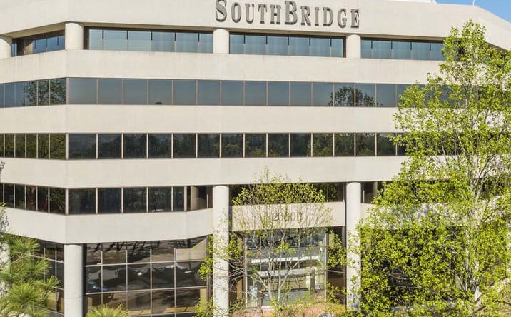 Pictures of Office property located at 2000-2100 Southbridge Parkway, Birmingham, AL 35209 for lease - image #1