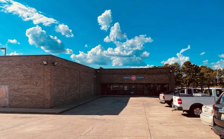 Pictures of Retail, Industrial property located at 4920 Civic Ln, Bessemer, AL 35022 for lease - image #1