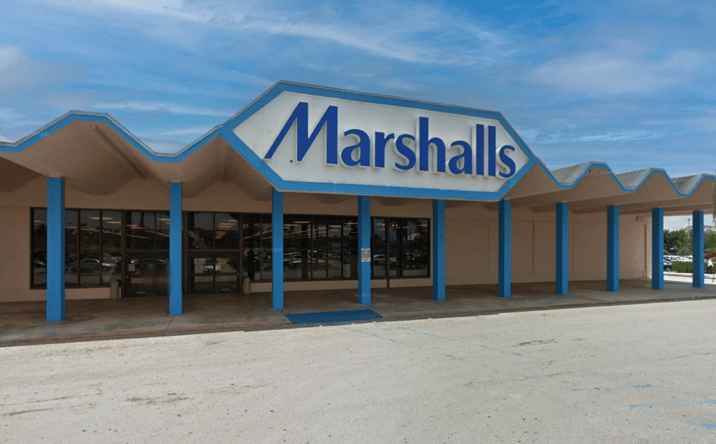 Pictures of Retail property located at 16051 S Dixie Hwy, Miami, FL 33157 for lease - image #1