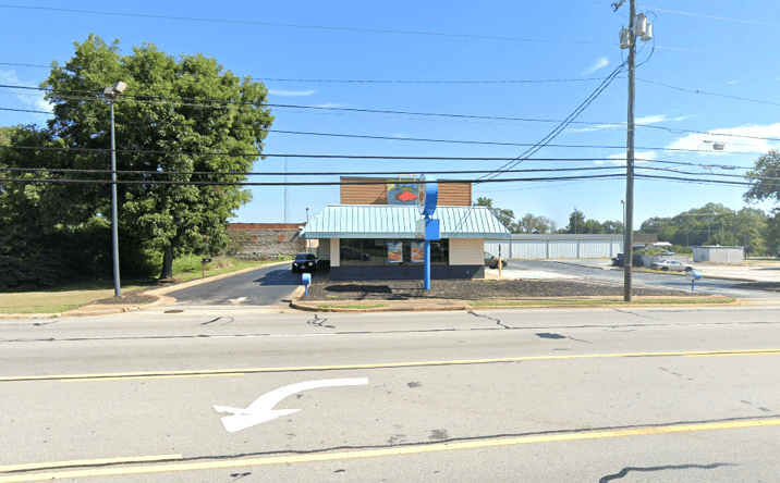 Pictures of Retail, Restaurant property located at 123 Elbert Street, Elberton, GA 30635 for lease - image #1