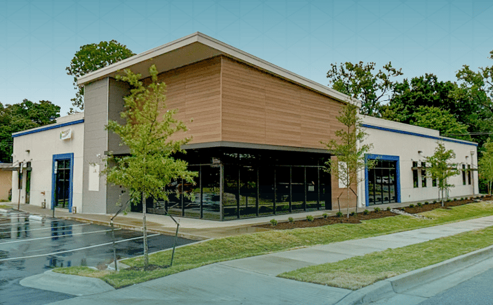 Pictures of Office property located at 1231 E Raines Rd, Memphis, TN 38116 for lease - image #1