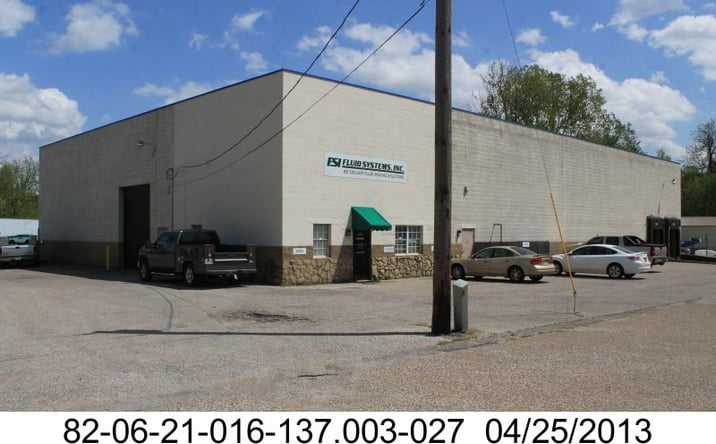 Pictures of Industrial property located at 711 Oak Hill Rd, Evansville, IN 47711 for lease - image #1