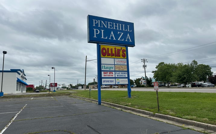 Pictures of Retail, Office property located at 3333 S Crater Rd, Petersburg, VA 23805 for lease - image #1