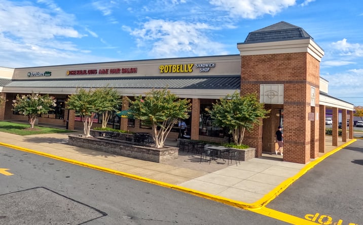 Pictures of Retail property located at 6300 Springfield Plaza, Springfield, VA 22150 for lease - image #1