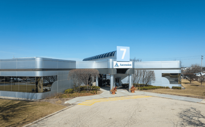 Pictures of Retail, Office property located at 1786 Moon Lake Blvd, Hoffman Estates, IL 60169 for lease - image #1