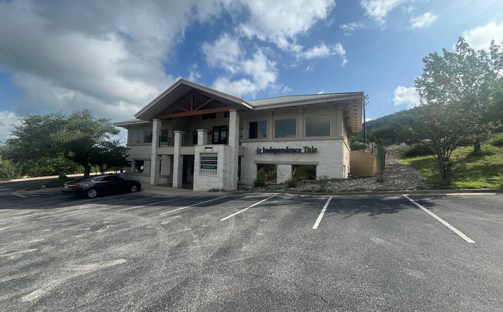 Pictures of Retail, Office property located at 20500 RM 1431, Lago Vista, TX 78645 for lease - image #1