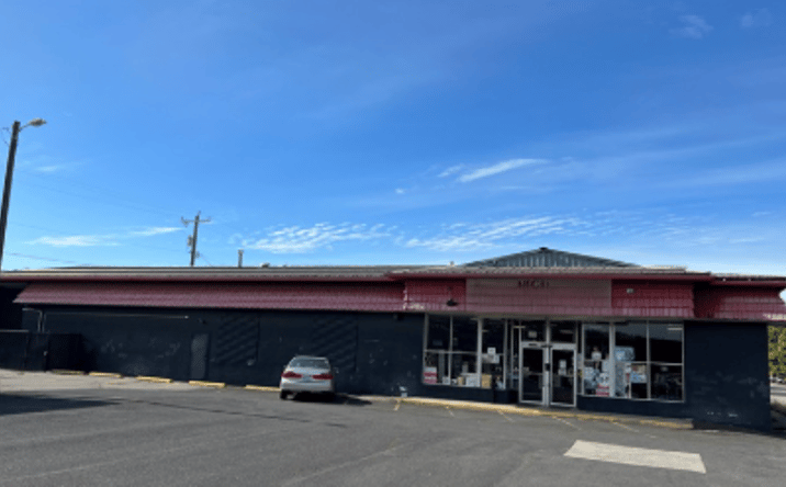 Pictures of Retail property located at 4725 N Market St, Spokane, WA 99217 for lease - image #1