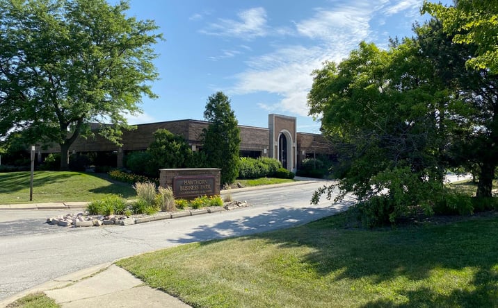 Pictures of Office property located at 977 Lakeview Pkwy, Vernon Hills, IL 60061 for lease - image #1