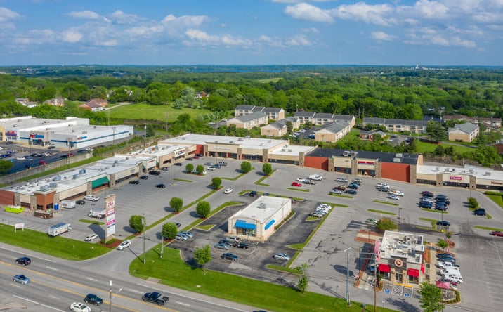 Pictures of Retail property located at 2125 Gallatin Pike N, Nashville, TN 37115 for lease - image #1