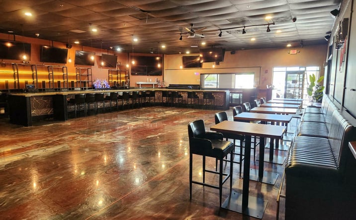 Pictures of Retail, Restaurant property located at 2107 S Tamiami Trl, Venice, FL 34293 for lease - image #1