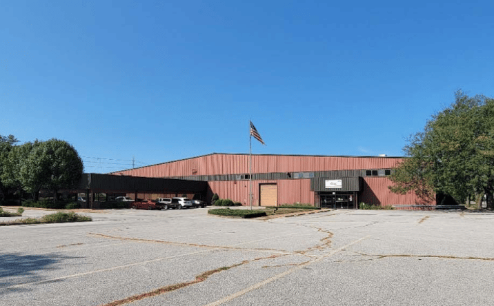 Pictures of Industrial property located at 8801 Frost Ave, Berkeley, MO 63134 for lease - image #1