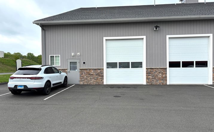 Pictures of Industrial property located at 6 Pheasant Run Rd, Oxford, CT 06478 for lease - image #1