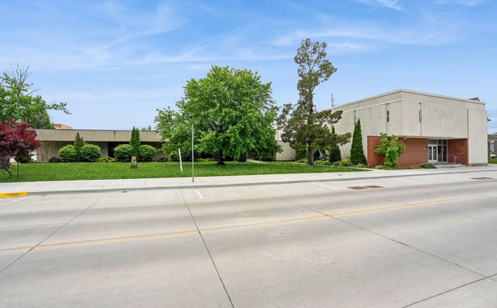 Pictures of Office property located at 202 W State St, Marshalltown, IA 50158 for lease - image #1