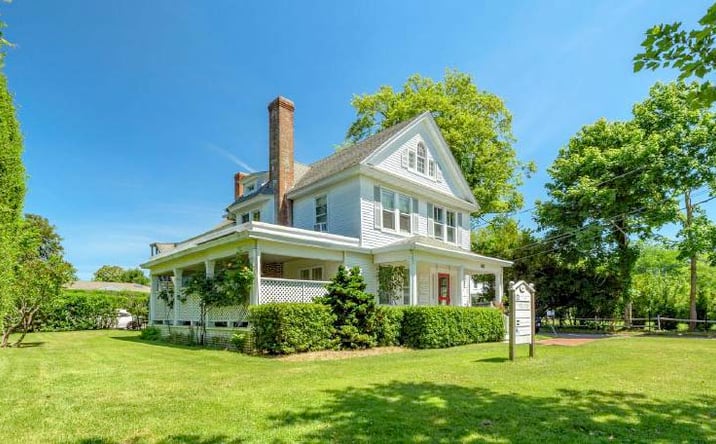 Pictures of Office property located at 149 Hampton Rd, Southampton, NY 11968 for lease - image #1