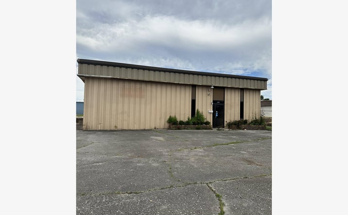 Pictures of Office, Industrial property located at 4633 Commercial Dr NW, Huntsville, AL 35816 for lease - image #1