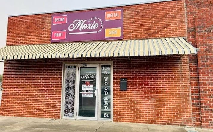 Pictures of Retail, Office property located at 114 W Woodard St, Denison, TX 75020 for lease - image #1
