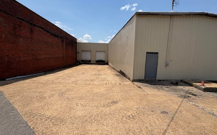Pictures of Industrial property located at 353 Bellvue Street, Jackson, TN 38301 for lease - image #1