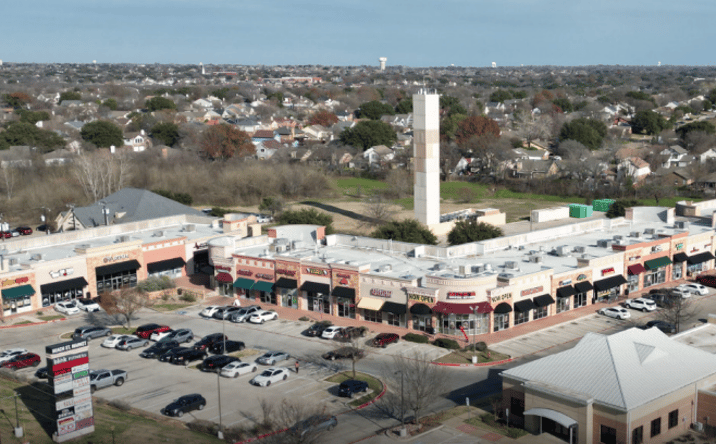 Pictures of Retail property located at 7410-7430 N Beach Street, Fort Worth, TX 76137 for lease - image #1
