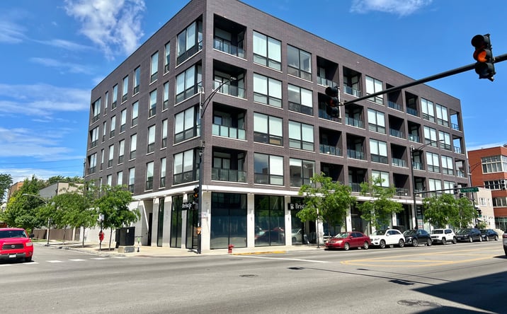 Pictures of Retail, Restaurant property located at 1710 N Western Ave, Chicago, IL 60647 for lease - image #1