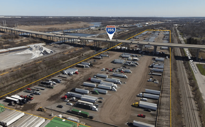 Pictures of Industrial property located at 12300 W New Ave, Lemont, IL 60439 for lease - image #1