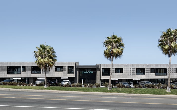 Pictures of Retail, Office property located at 2110 S Coast Hwy, Oceanside, CA 92054 for lease - image #1