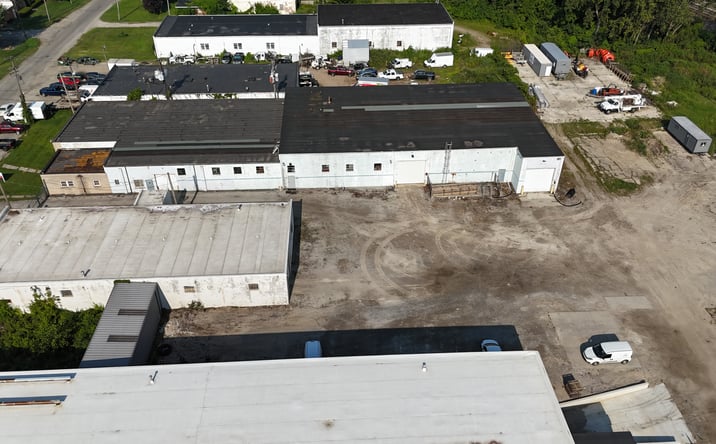 Pictures of Industrial property located at 3122 South Ave, Toledo, OH 43609 for lease - image #1