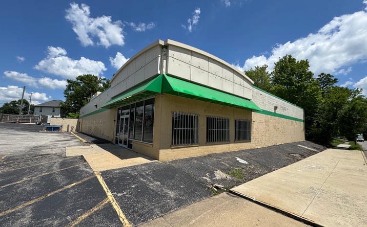 Pictures of Retail property located at 600 Springmill St, Mansfield, OH 44903 for lease - image #1