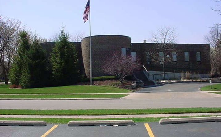 Pictures of Office property located at 490 NW COVENTRY Lane 115, Crystal Lake, IL 60014 for lease - image #1