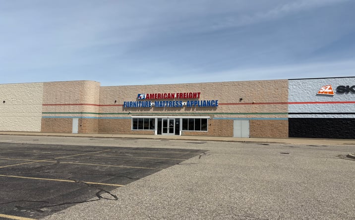 Pictures of Retail property located at 1740 E Sherman Blvd, Muskegon, MI 49444 for lease - image #1