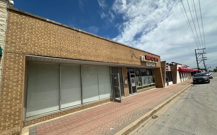 Pictures of Retail, Office property located at 514 W Northwest Hwy, Mt Prospect, IL 60056 for lease - image #1