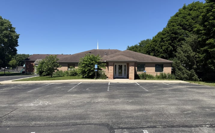 Pictures of Office property located at 1659 W 2nd St, Xenia, OH 45385 for lease - image #1