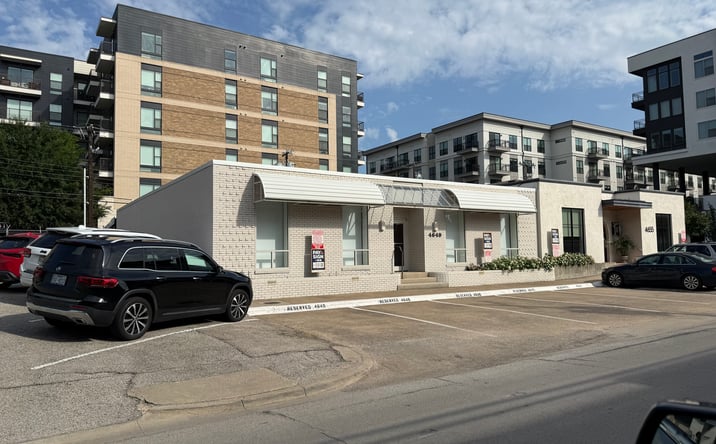Pictures of Office property located at 4649 Insurance Ln, Dallas, TX 75205 for lease - image #1