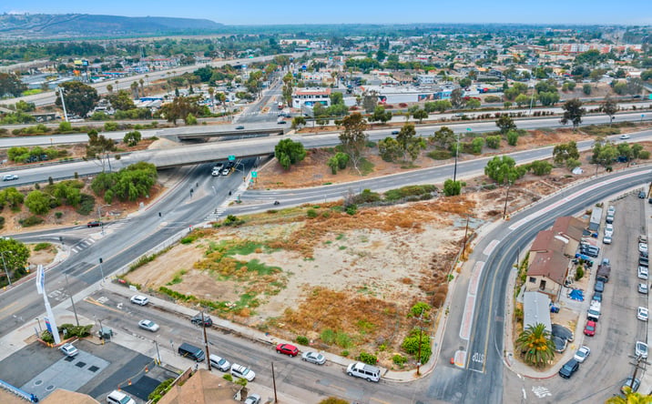 Pictures of Retail property located at 299 E San Ysidro Blvd, San Diego, CA 92173 for lease - image #1