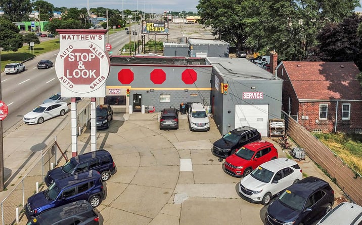 Pictures of Retail property located at 8146 E Eight Mile Rd, Detroit, MI 48234 for lease - image #1