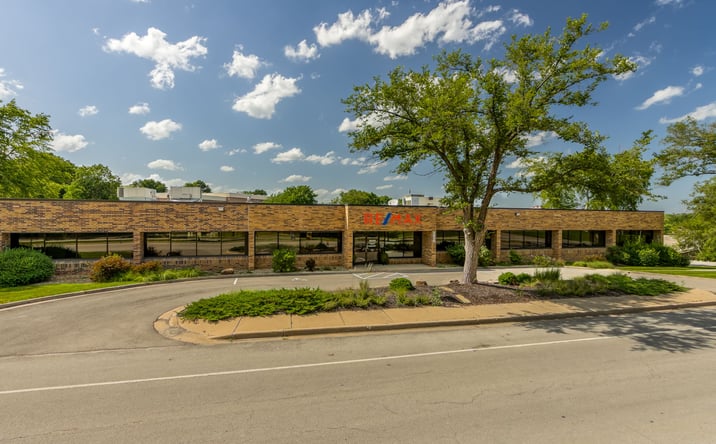 Pictures of Office property located at 2850 NE Kendallwood Parkway, Gladstone, MO 64119, KCMO, MO 64119 for lease - image #1