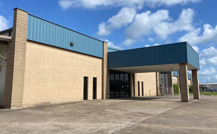 Pictures of Industrial property located at 301 N M L King Jr Pkwy, Beaumont, TX 77701 for lease - image #1