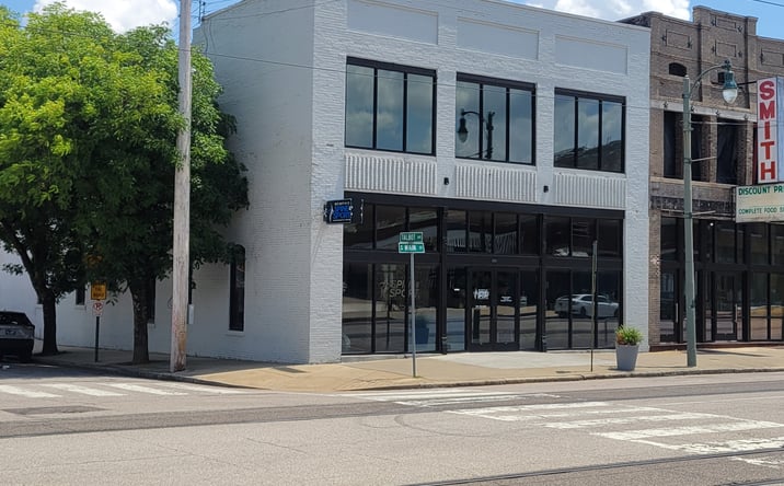 Pictures of Retail property located at 372 S Main St, Memphis, TN 38103 for lease - image #1