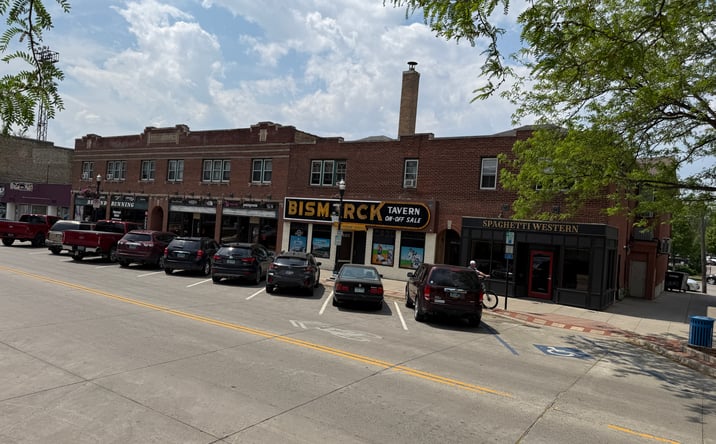Pictures of Retail property located at 516 Broadway N, Fargo, ND 58102 for lease - image #1