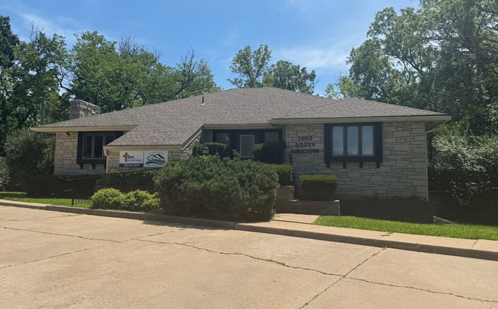 Pictures of Office, Special Purpose property located at 3600 SW Burlingame Rd, Topeka, KS 66611 for lease - image #1