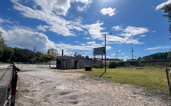 Pictures of Land property located at 2979 Campbellton Rd SW, Atlanta, GA 30311 for lease - image #1