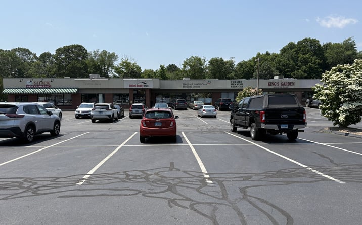 Pictures of Retail, Office, Restaurant property located at 324 Flanders Rd, East Lyme, CT 06333 for lease - image #1