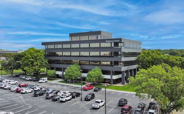 Pictures of Office property located at 10250 Regency Cir, Omaha, NE 68114 for lease - image #1