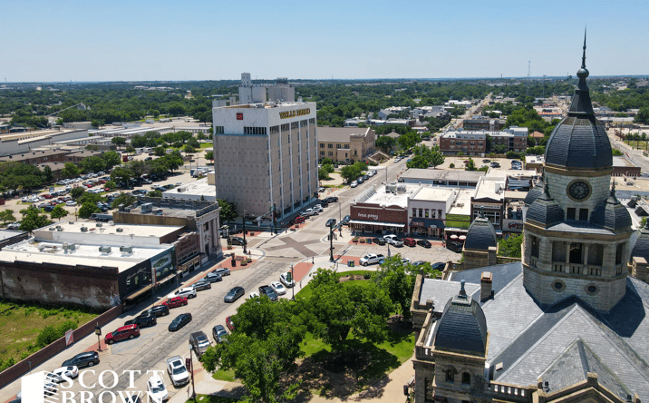 Pictures of Office property located at 100 N Locust St, Denton, TX 76201 for lease - image #1