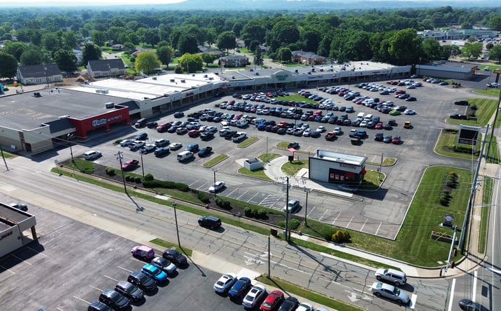 Pictures of Retail property located at 4731 Dixie Hwy, Fairfield, OH 45014 for lease - image #1