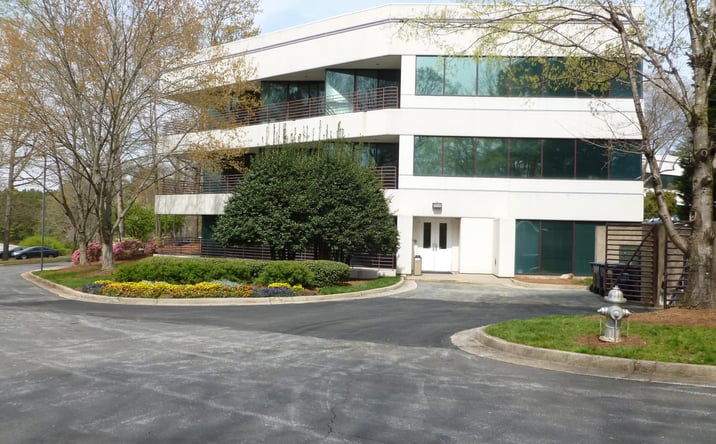 Pictures of Office property located at 5550 Triangle Pkwy NW, Peachtree Corners, GA 30092 for lease - image #1