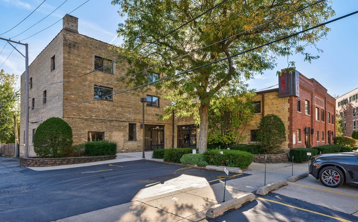 Pictures of Office property located at 660 La Salle Place SPDC-VU1, Highland Park, IL 60035 for lease - image #1