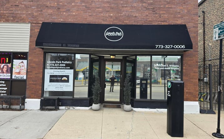 Pictures of Retail property located at 2752 N Southport Street, Chicago, IL 60614 for lease - image #1