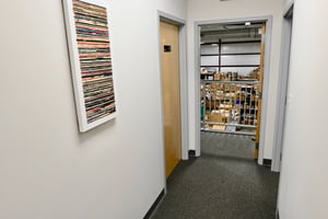 9570410